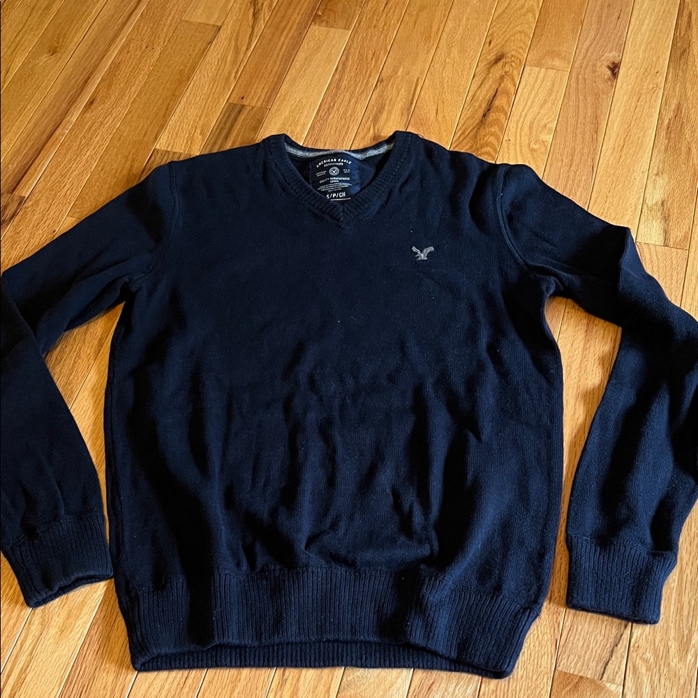 American Eagle Outfitters Men's Dark Blue V-Neck Sweater